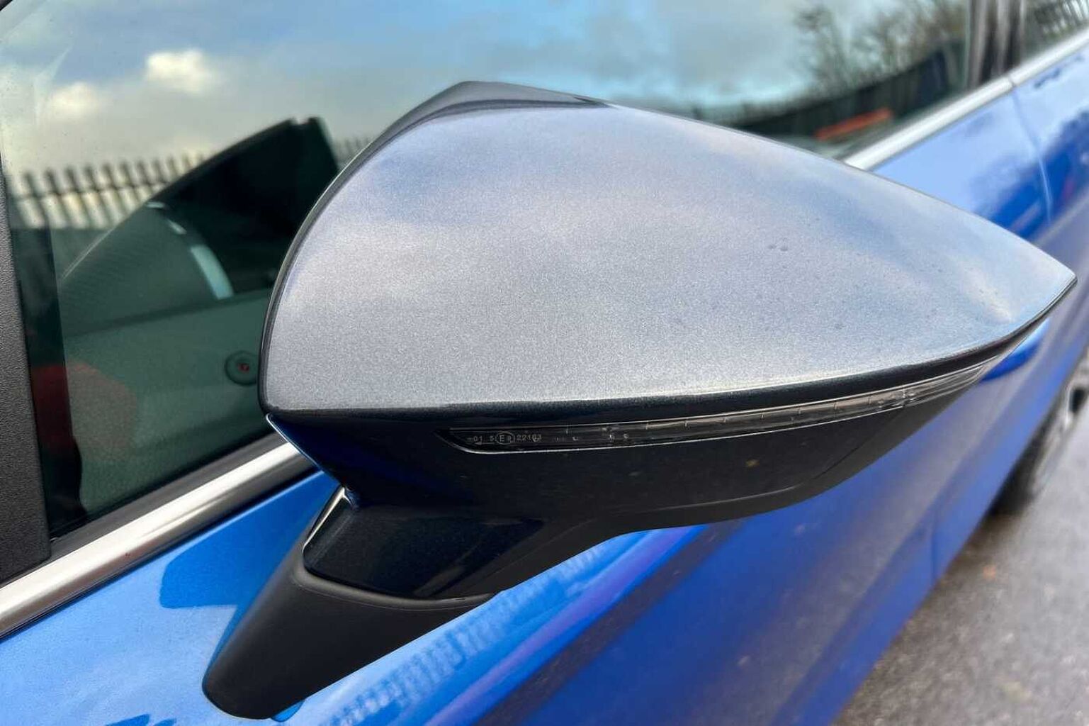 SEAT Arona 1.0 TSI 115 XPERIENCE Lux 5dr DSG