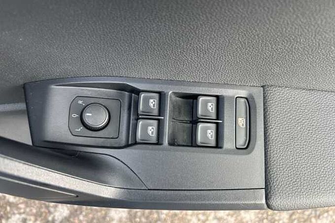 SEAT Arona SE Technology