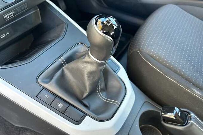 SEAT Arona 1.0 TSI SE Technology 5dr